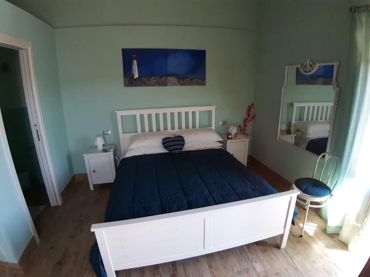 L.T. Metis Hotel Acireale Bagian luar foto